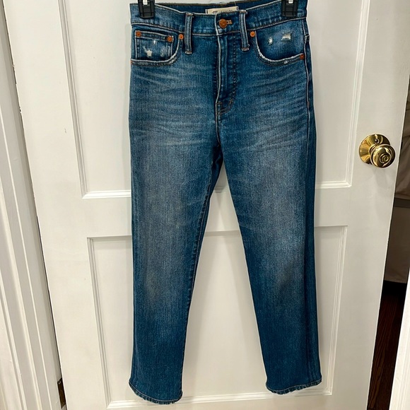 Madewell Classic Straight Jean - Picture 2 of 4